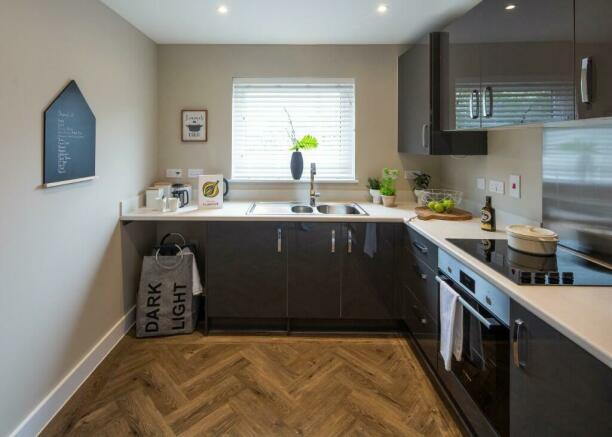 Avebury show home