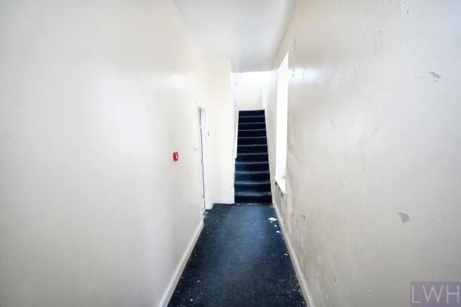 Communal Hallway 2.jpeg