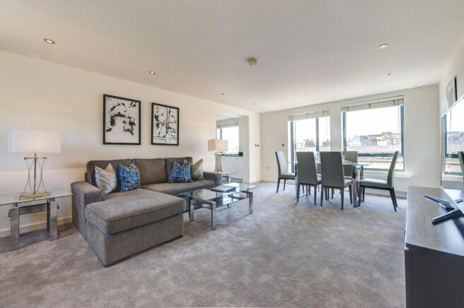 SW3 6SN - 4th floor - 2 bedrooms - 869sq ft - 1 b