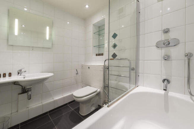 SW3 6SH - Ground floor - 1 bedroom - 462sq ft - 1