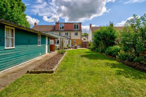 Hawthorne Avenue, Culcheth