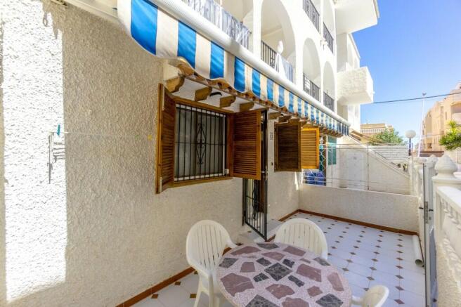 1 bedroom ground floor flat for sale in Valencia, Alicante, Torrevieja ...