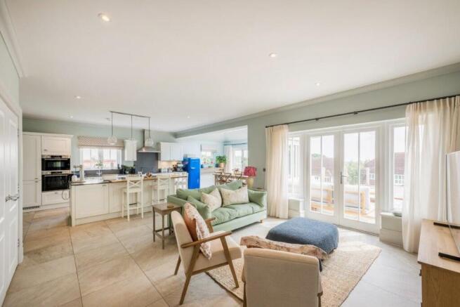 Kitchen/family room