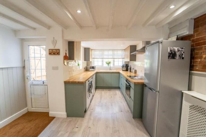 Kitchen/breakfast rm