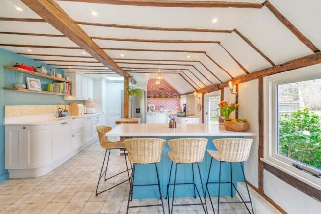 Kitchen/breakfast rm