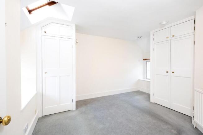 18 Prior Park Road,
