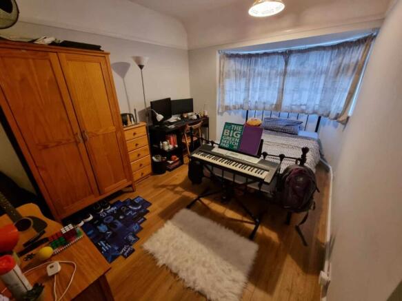 Photo 3