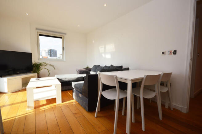 2 Double Bedroom Apartment + Gym to Rent