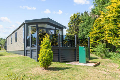 Lakewood Lodge, Castleton Road, Tullibardine, PH3