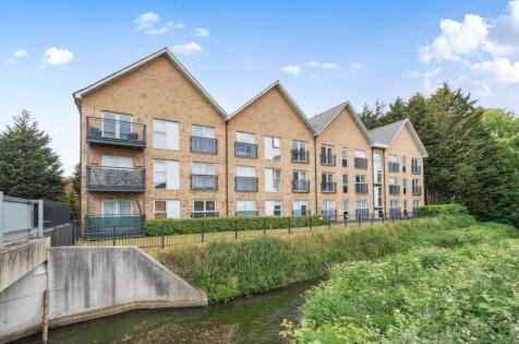 Esparto Way, South Darenth, Dartford, Kent, DA4