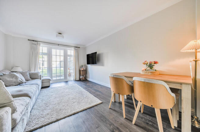 1349515-22-68c2ef...