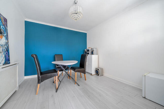 1356384-8-68c9253...