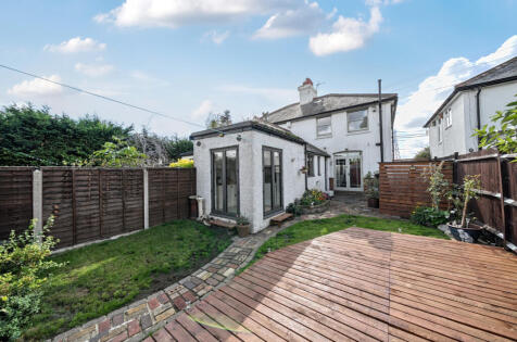 Rabbits Farm Cottages, Rabbits Road, South Darenth, Dartford, DA4