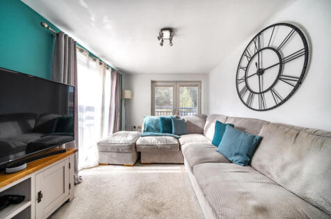 Esparto Way, South Darenth, Dartford, Kent, DA4