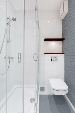 bathroom 2.JPG