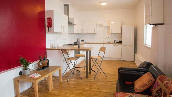 st-andrews-road-3-bed-student-flat-rental-living-r