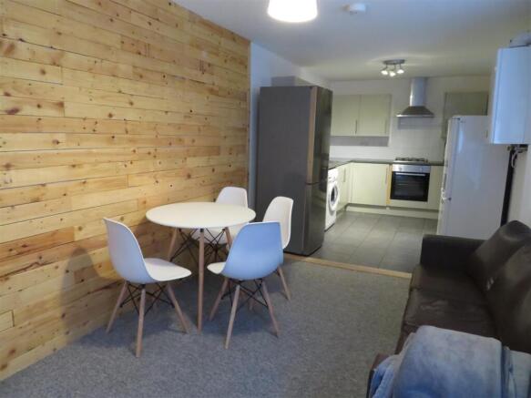 89A Cottage Lounge.JPG