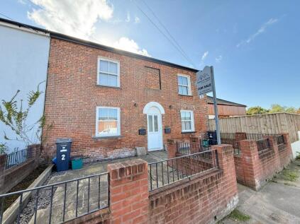 Waldrons Cottages, Clyst Honiton, Exeter EX5 2NJ