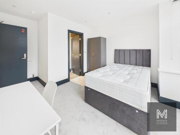 CAM03255G0-PR0042-STILL003 - Copy (2).jpg