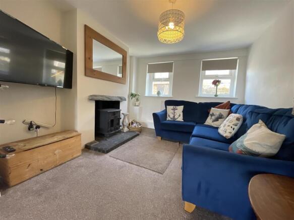 sitting room 3.JPG