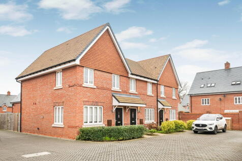 Maple Road, Cranleigh, GU6 8UU