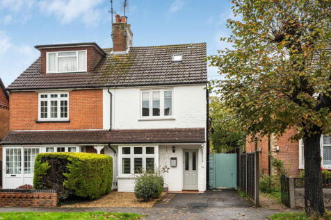 7 The Mount, Cranleigh, GU6 7LU