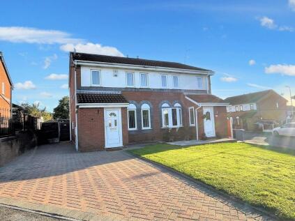 Kiel Close, Eccles, M30