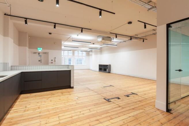 21 Little Portland St  1st Floor04.jpg