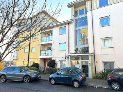 McKay Avenue, Torquay, TQ1 4FD