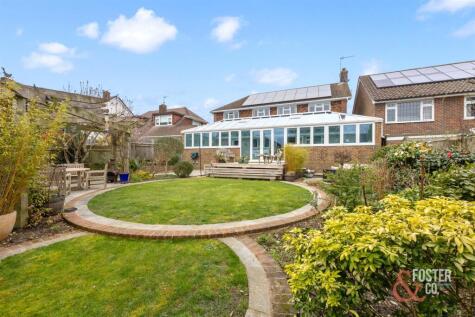 Whitethorn Drive, Brighton