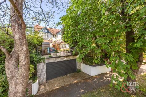 Surrenden Crescent, Brighton