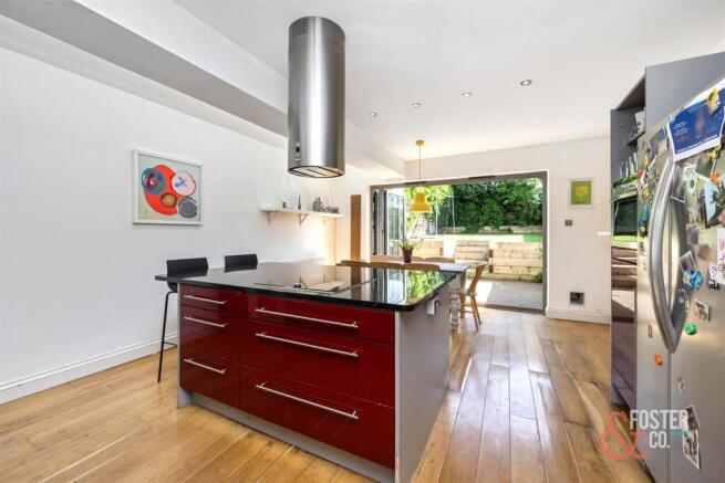 Waldegrave Road, 108-012.jpg