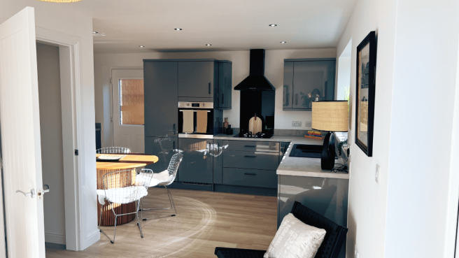 Kitchen image 2