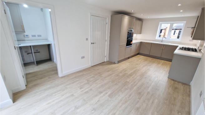 Kitchen/Diner/Living