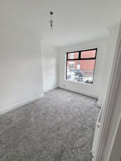 Deepdale Drive, Manchester, Greater Manchester, M27