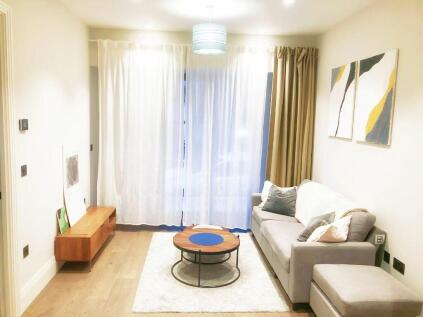 Selsdon Way, London, E14