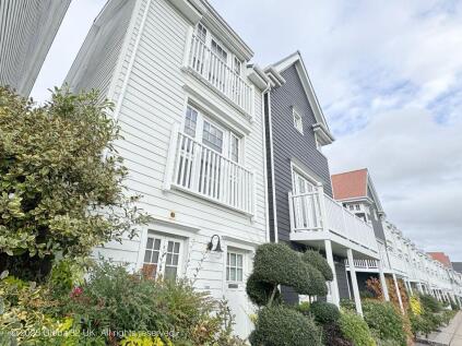 Longwater Avenue, Reading, Berkshire, RG2