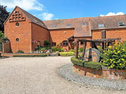 Houndsfield Court, Houndsfield Lane, Wythall B47 6LX