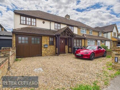 St. Margarets Road, Stanstead Abbotts, SG12