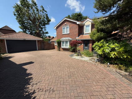 Hazel Drive, Hollywood, B47 5RJ