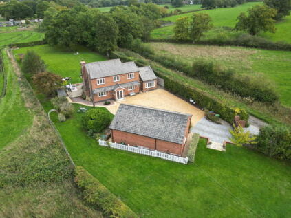 Bell Green Lane, Nr Wythall, Birmingham, B38 0EN