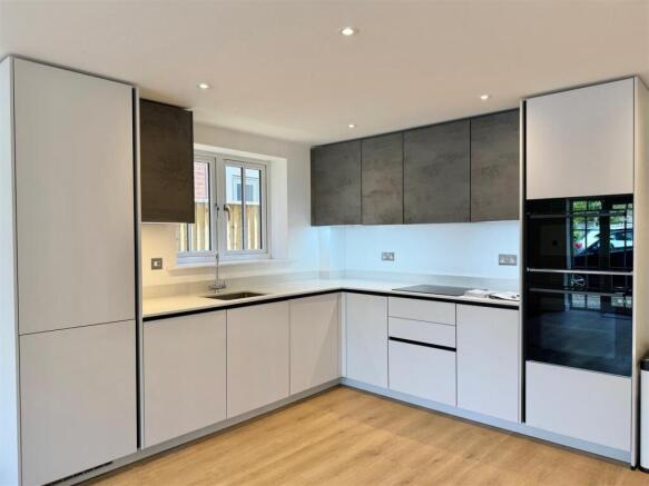 Kitchen area.jpg
