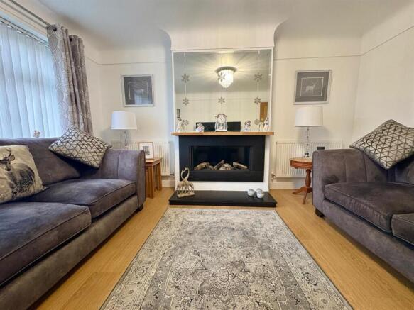 WhatsApp Image 2025-11-19 at 19.17.20 (2).jpeg