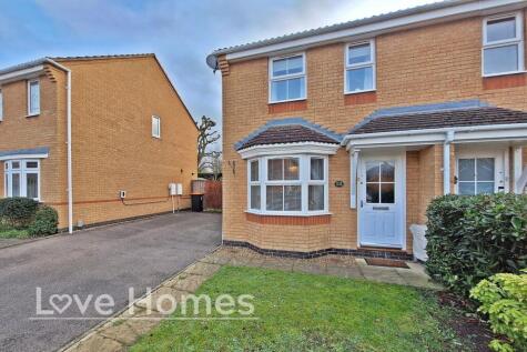 Longcroft Drive, Barton-Le-Clay, MK45 4SF