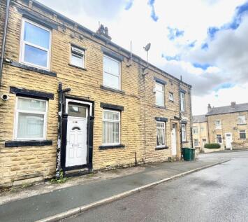 Stanacre Place, Bradford, BD3