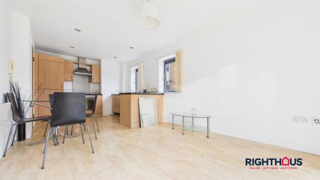 Open Plan Lounge/Kitchen