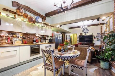 Great West Road, Brentford, Middlesex, TW8