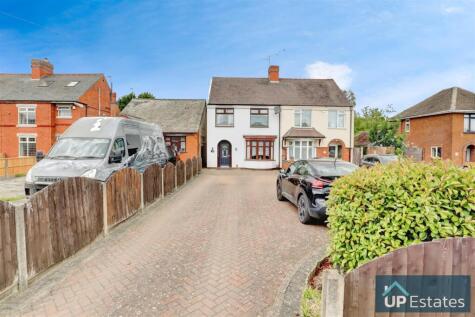 Camp Hill Road, Nuneaton