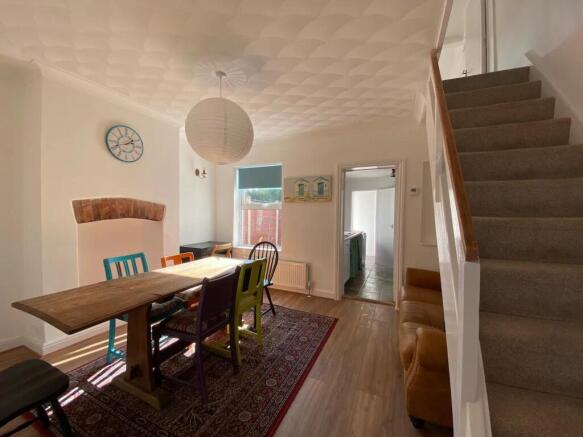 Dining Room Lounge II.jpg