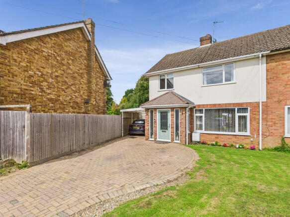 CAM01354G0-PR0540-STILL028